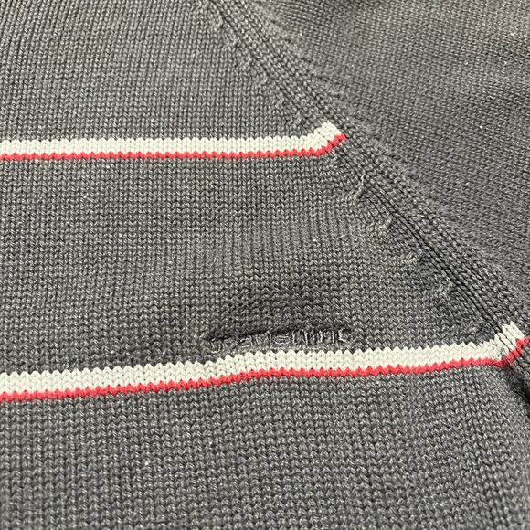 Vintage Y2k TransNine Skateboarding Grey Striped Sweater - Picture 2 of 3